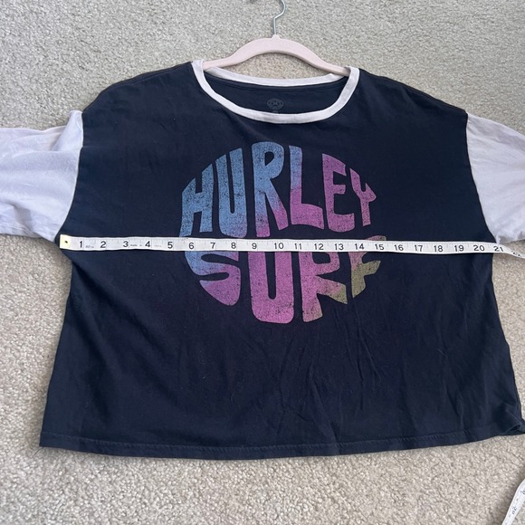 Hurley Surf Graphic Tee Cropped Short‎ Sleeve T-Shirt Top Black White Size S - Picture 8 of 9